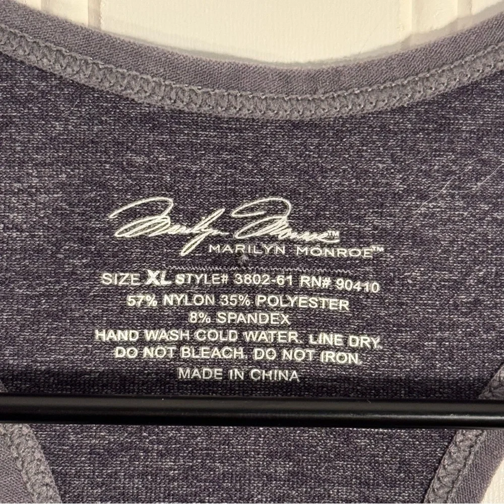 Marilyn Monroe Heathered Gray Activewear Form Fitted Tank Women’s Size XL - Picture 5 of 5